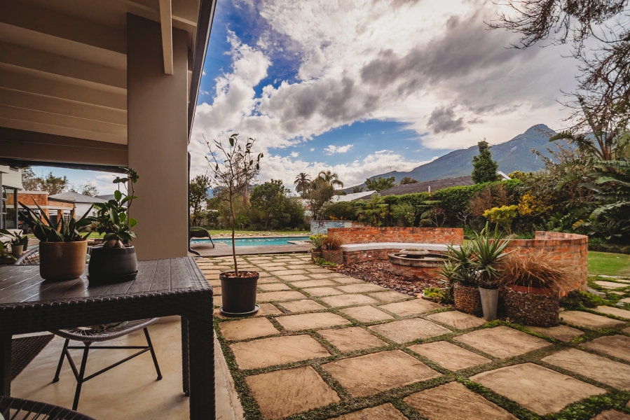 4 Bedroom Property for Sale in Camphersdrift Western Cape